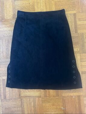 NWT Akris Punto Black 100% lamb Suede A-Line Skirt with Grommet Details